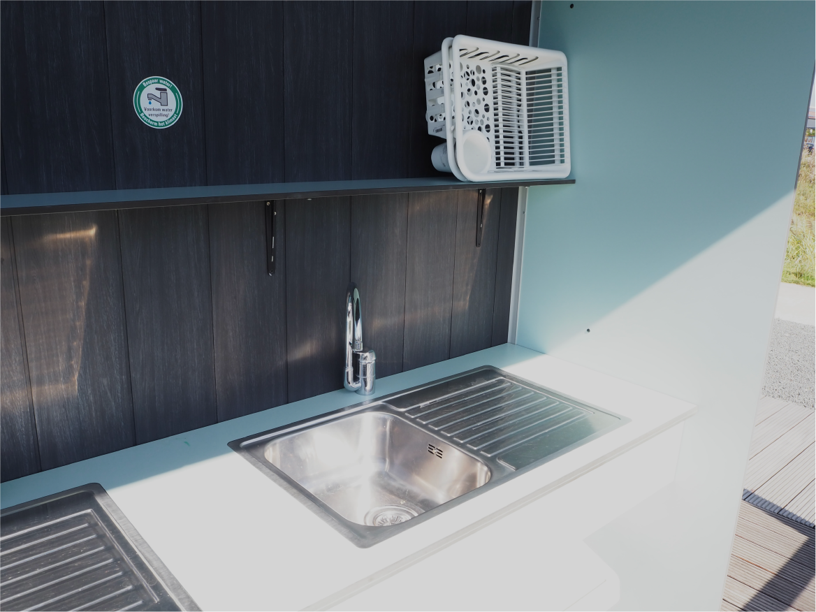 faciliteiten-recreatieindetuin-camperplaatsen-chalets-overnachting-leeuwarden-friesland-003